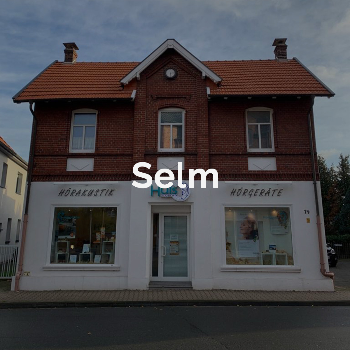 Aussen_selm_text_semi